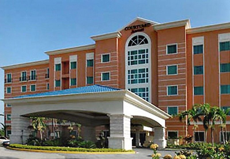 Hotel Hodelpa Garden Court Santiago De Los Caballeros Exterior foto